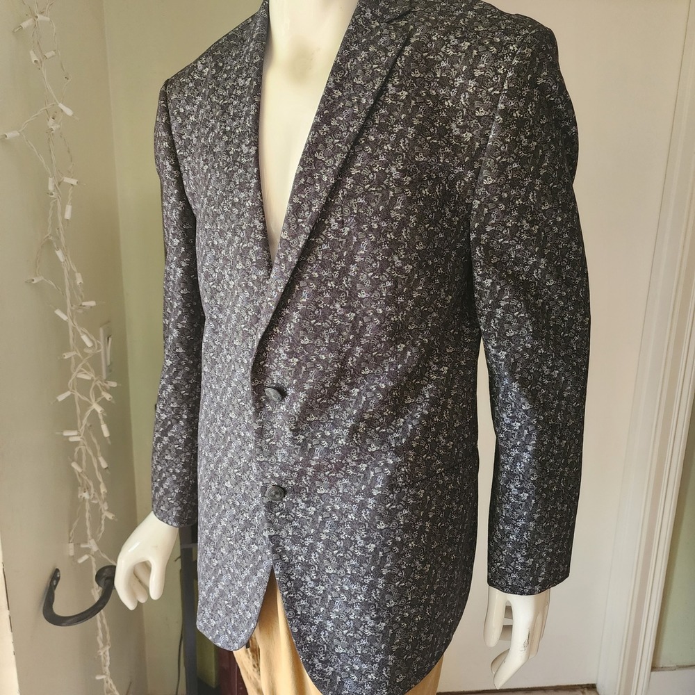 Mens Grey Abstract Jacquard Blazer Two Button Sport Coat Spiral Buttons